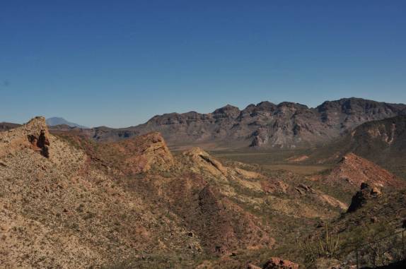 O mágnifico cenário da Sierra de Santa Marta, região de San Ignacio, no deserto Vizcaino (Baja California - México)
